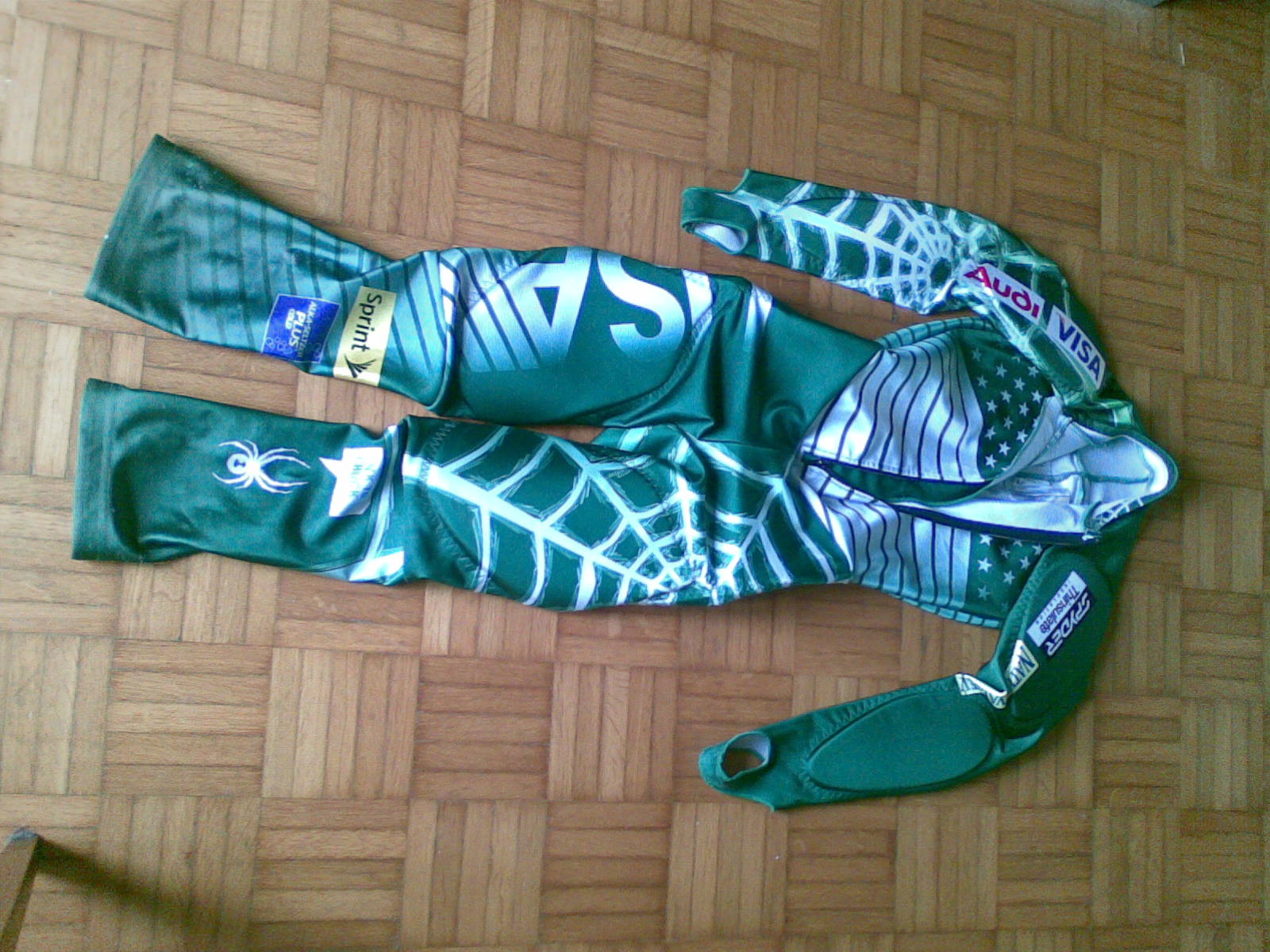 Fantaski Forum - [VI] Vendo TUTA DA GARA SPYDER Junior