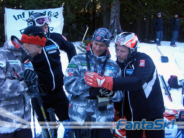 Lasse Kjus con i tecnici norvegesi