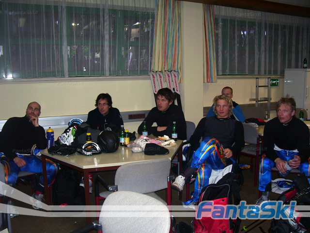 Compagine svedese: da sin. Hansson, Larsson, Myhre, Byggmark e Brolenius