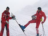Lo skiman Tauschaller spazzola l'attrezzo di Gufler