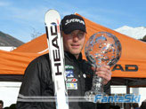 L'immagine che chiude la stagione 2007/2008 di Bode: trionfo con i nuovi sci!