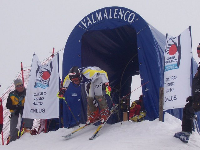 Gianki Bergamelli si tuffa tra i pali