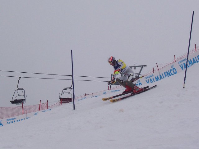 Max Blardone in azione tra i pali stretti