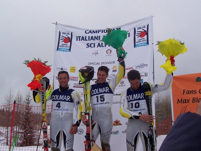 Il podio dello slalom: Deville, Bergamelli e Nana