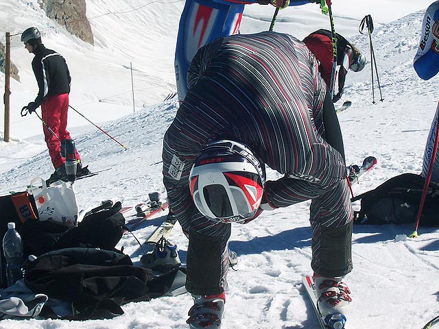 Lasse Kjus prova la posizione di velocità