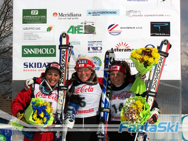 Da sinistra: Nadia Fanchini argento, l’austriaca Andrea Fischbacher oro e Elena Fanchini bronzo