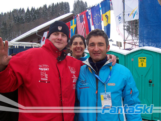 Tra capi ci si intende...Marco Sargiani del Rocca Fan Club con il responsabile del Mjtia Dragsic Fan club