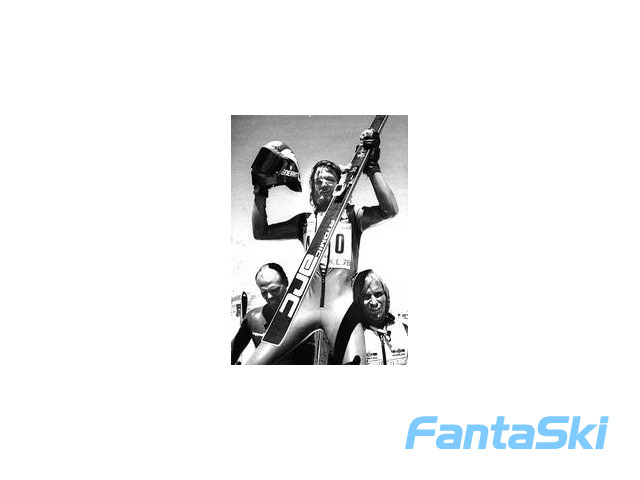 Steve McKinney, Benny Lindemberg e Tom Simmons 
