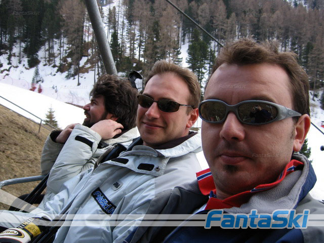 LoSlavo, Admin e Locustre