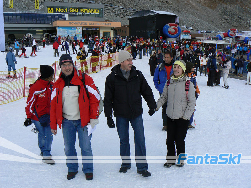 Silvia, Dave, Mirko e Claudia risalgono il Rettenbach