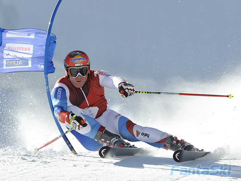 Didier Cuche in azione a Saas Fee