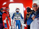 Un allenatore della squadra e lo skiman Rossignol Giglio con la Putzer al cancelletto