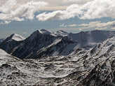 Le cime innevate della Terra del Fuoco