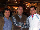 Luca Novara, il Direttore del Gran Hotel Sestriere, tra Giorgio Rocca e un responsabile della struttura alberghiera