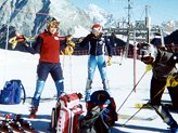 Le azzurre scaldano i muscoli prima dell'allenamento