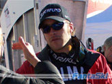 Bode Miller si rilassa ed aspetta le discese degli altri...notare le calze "firmate"!