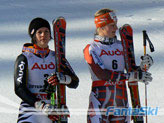 Kathrin Hoelzl e Tanja Poutiainen inaugurano la cerimonia di premiazione