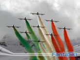 le frecce tricolori completano lo spettacolo